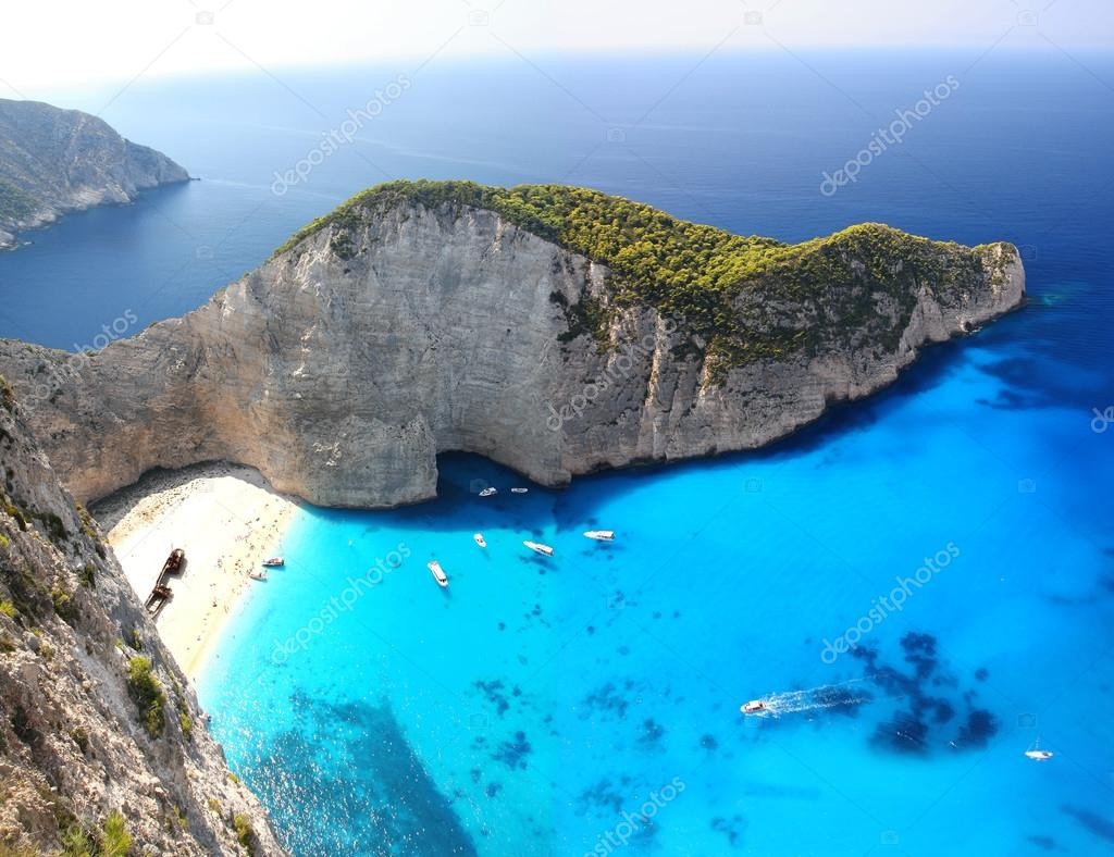 -navagio-in-zakynthos